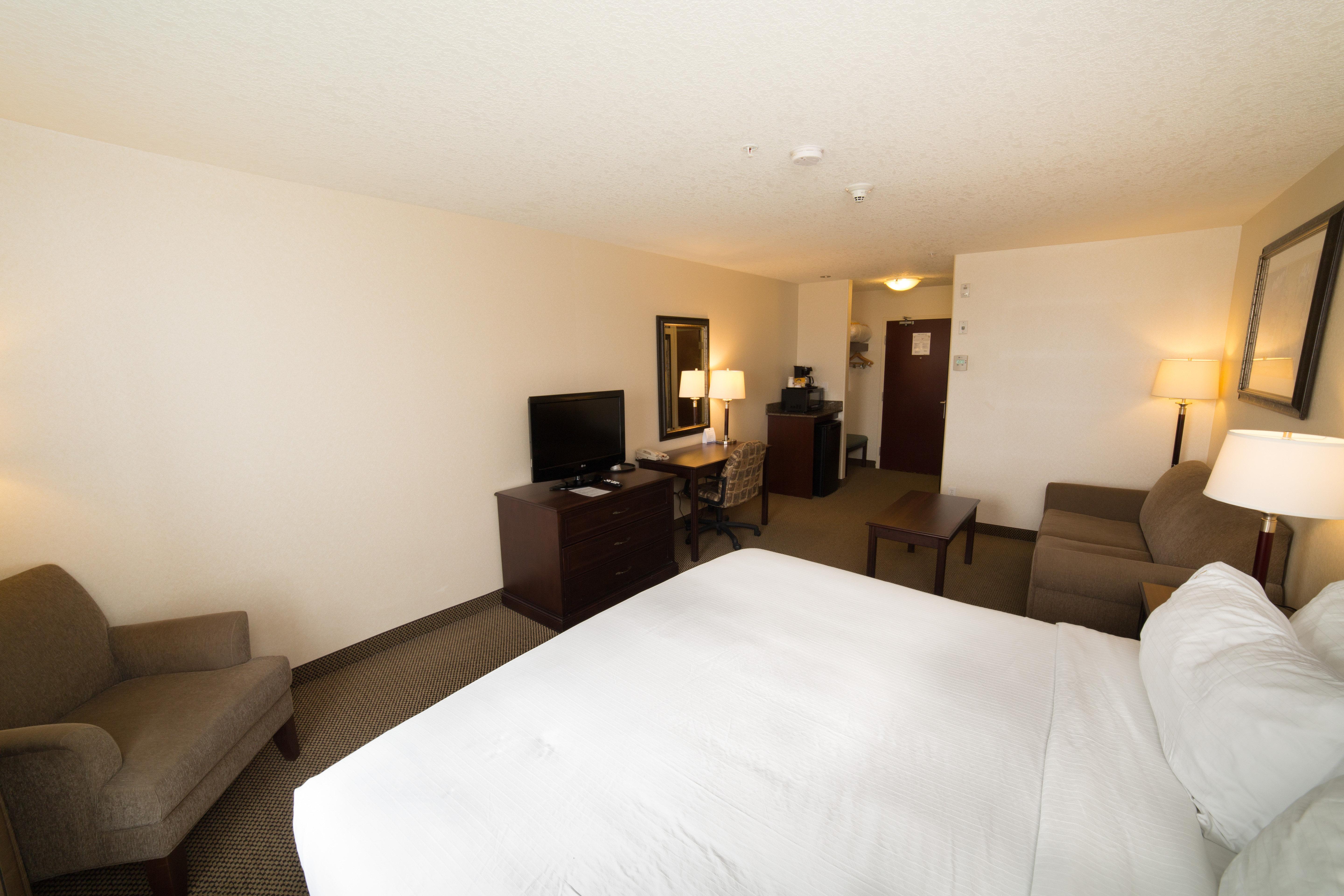 Holiday Inn Express & Suites Whitecourt By Ihg Eksteriør billede