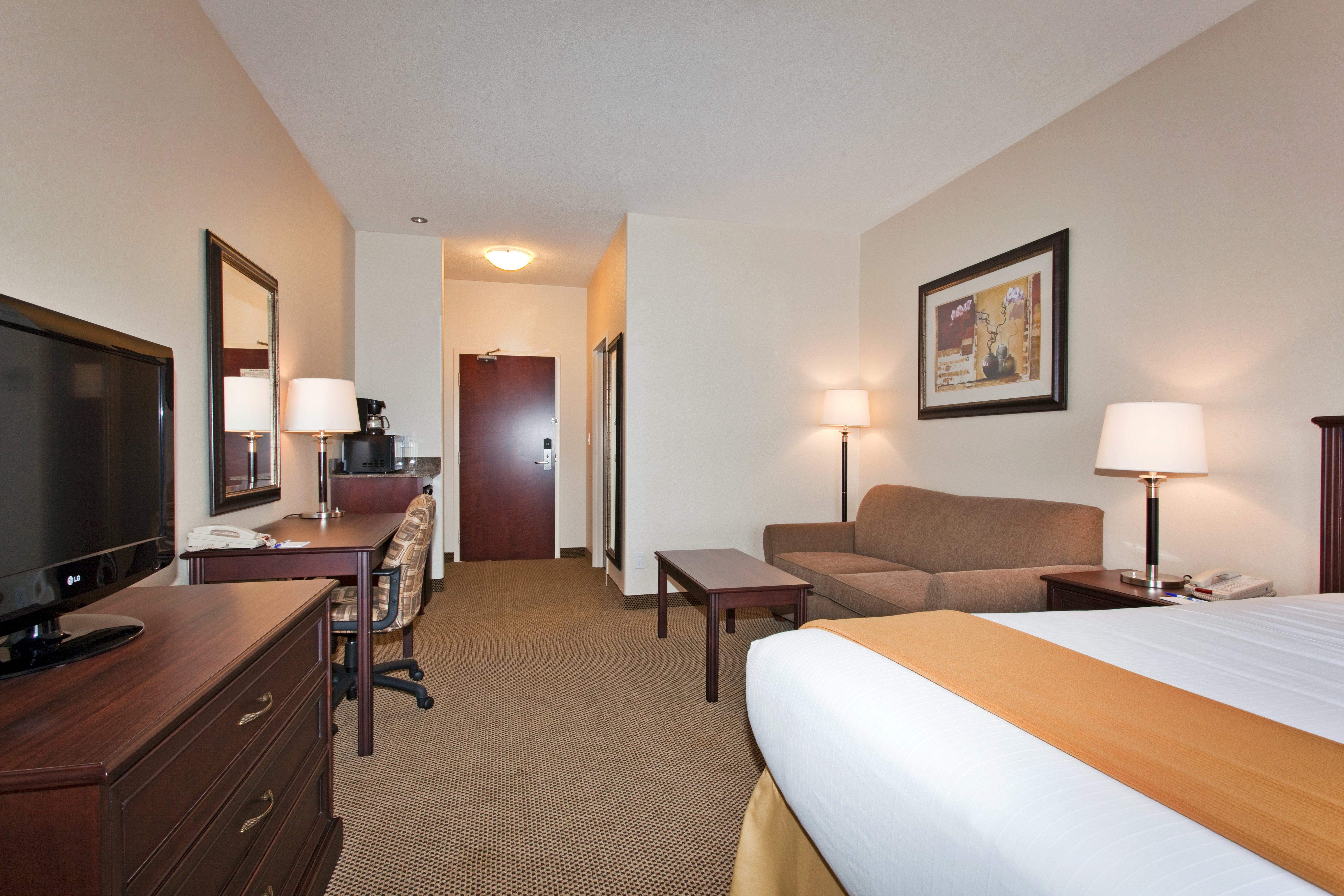 Holiday Inn Express & Suites Whitecourt By Ihg Eksteriør billede