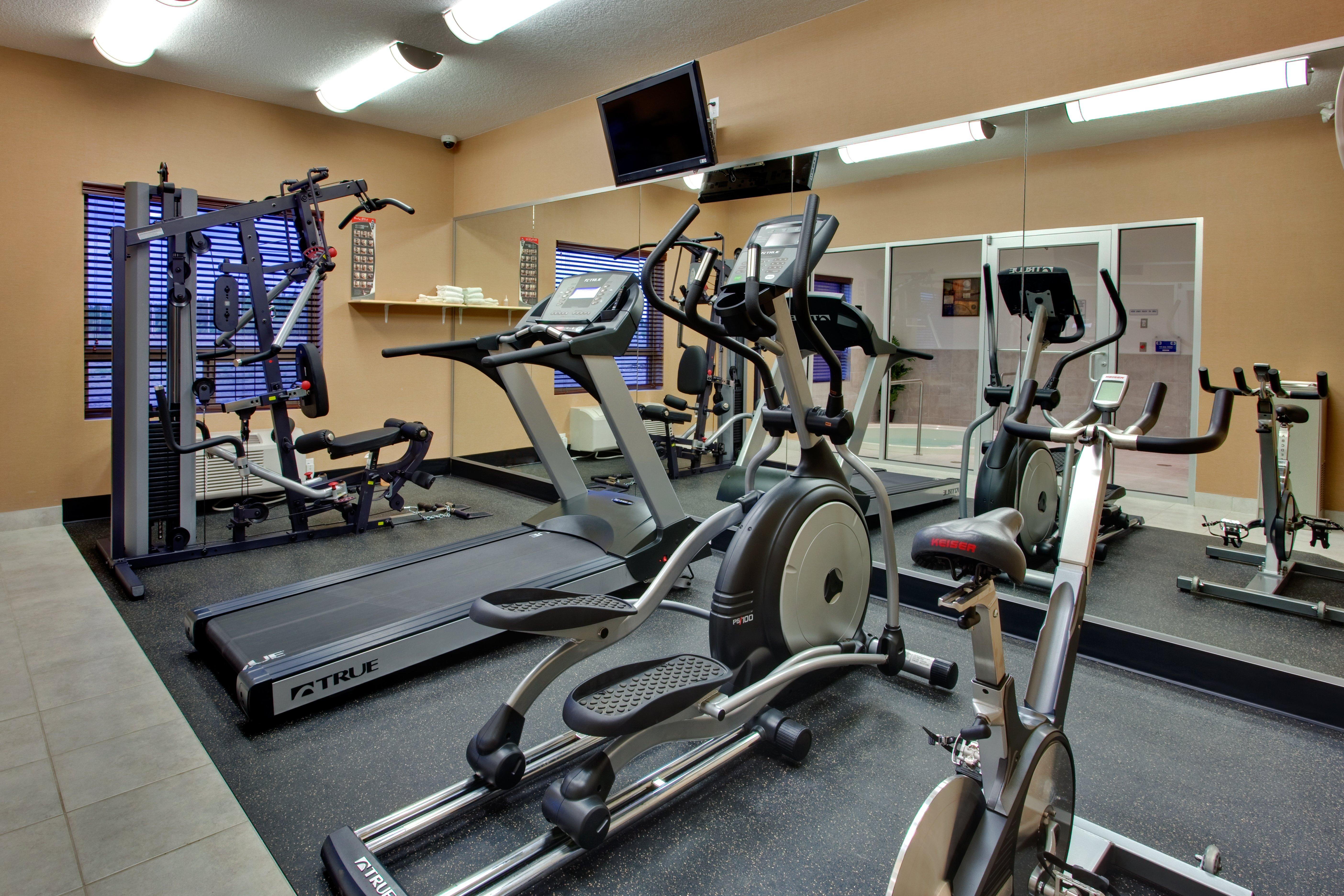Holiday Inn Express & Suites Whitecourt By Ihg Eksteriør billede