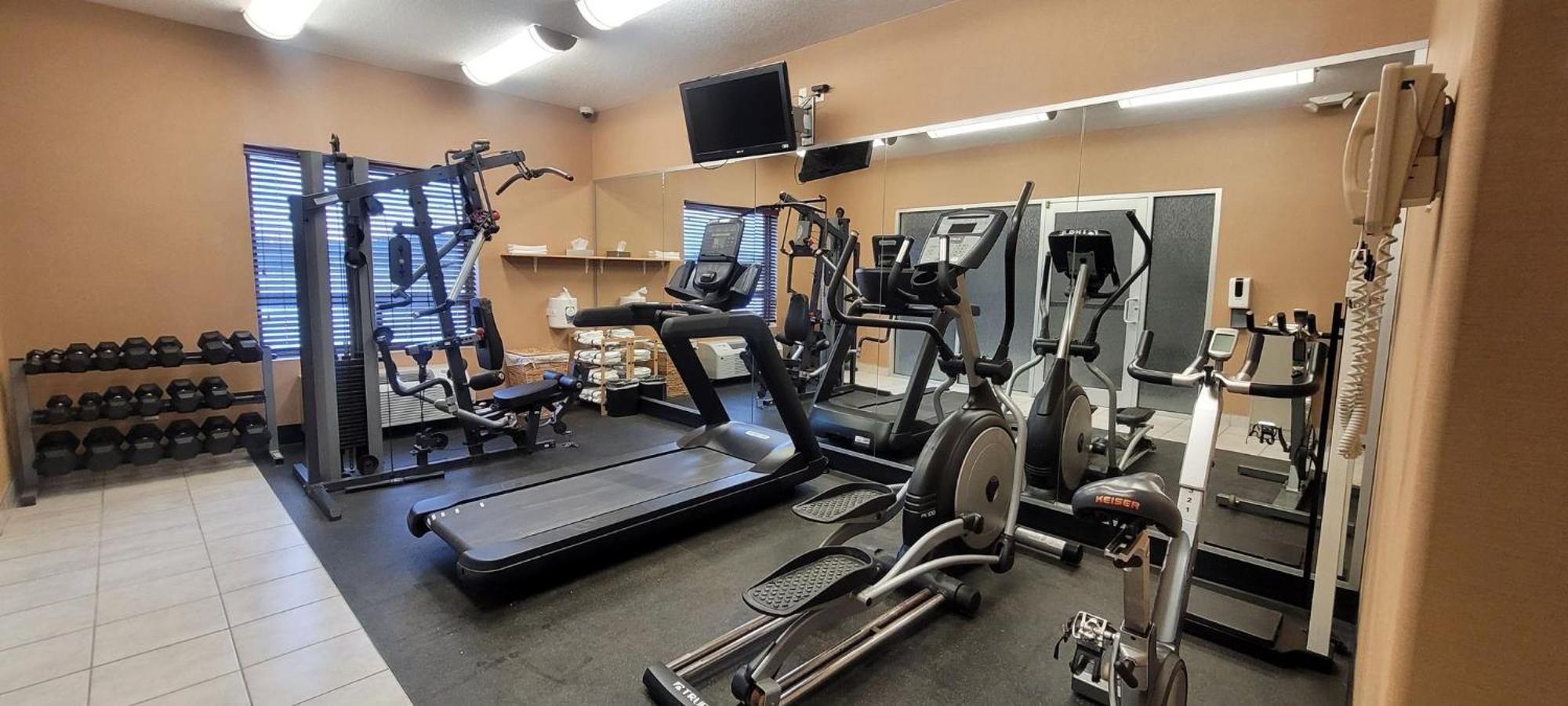 Holiday Inn Express & Suites Whitecourt By Ihg Eksteriør billede